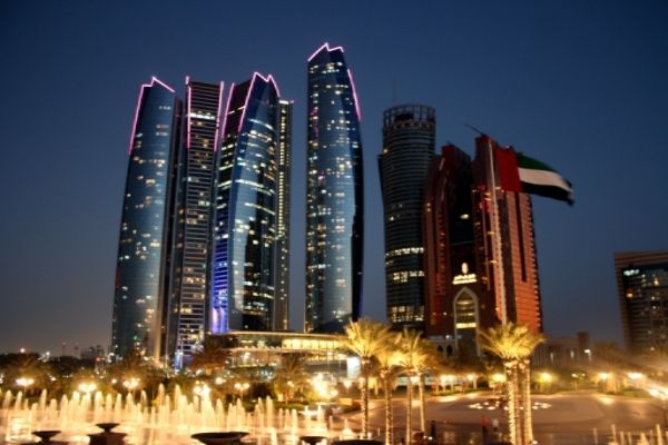  photo Abu_Dhabi.jpg