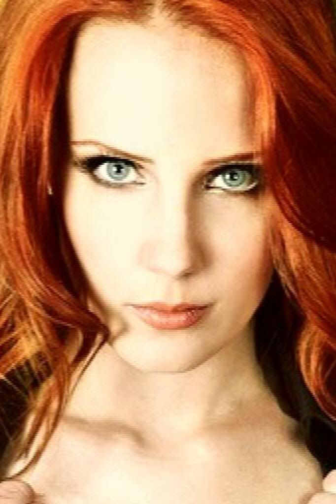 Simone Simons - Picture