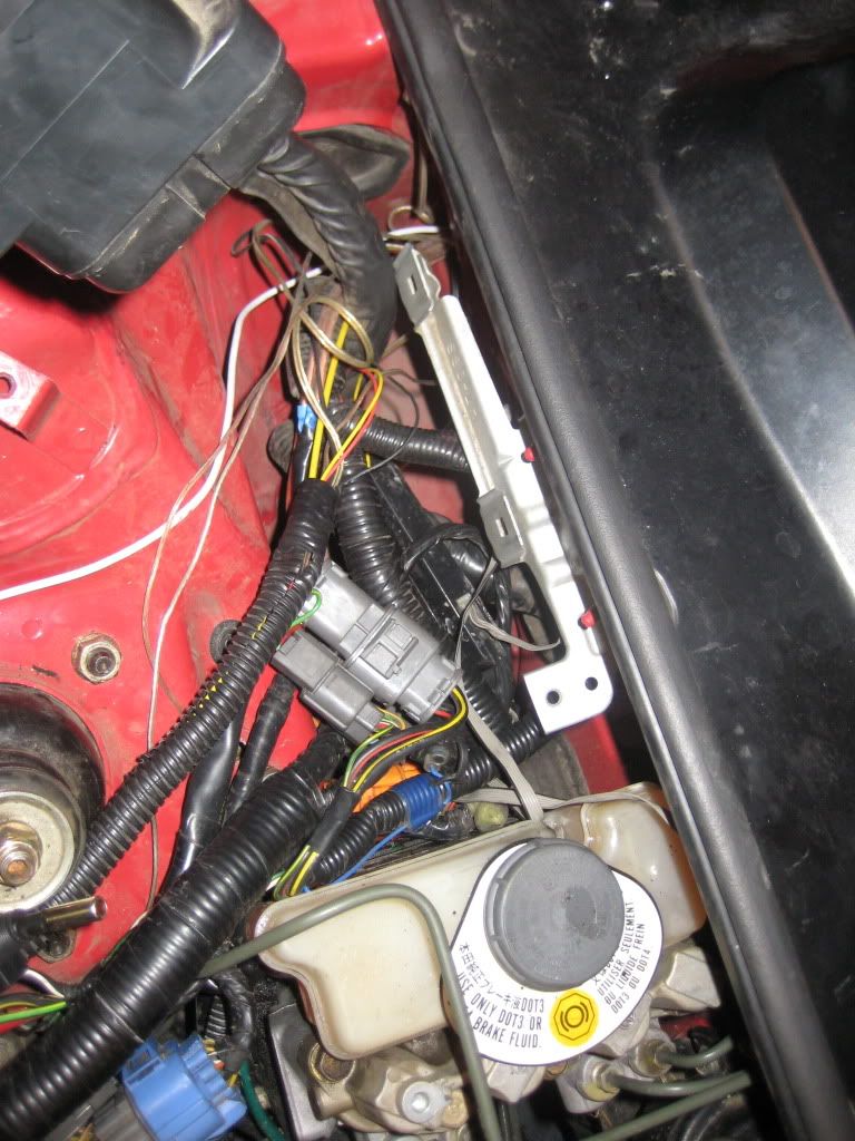 Vacuum delete and wiretuck howto Honda Prelude Forum